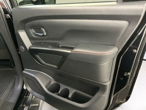 Used 2024 Nissan Titan PRO-4X w/ Pro-4x Convenience Package image 31