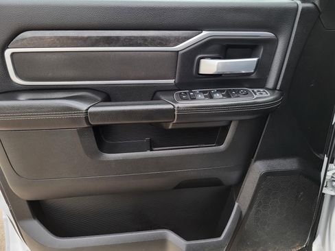 Used 2024 RAM 2500 Big Horn w/ Off Road Package image 16