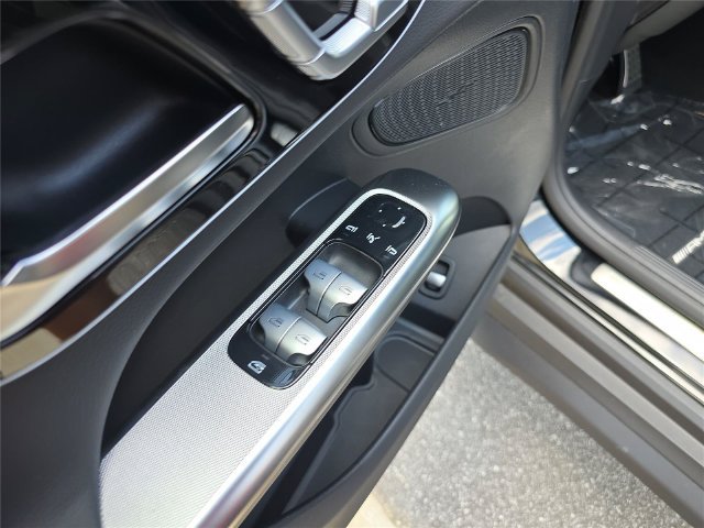 New 2026 Mercedes-Benz GLC 300 4MATIC image 20