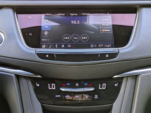 Used 2025 Cadillac XT5 Premium Luxury image 18