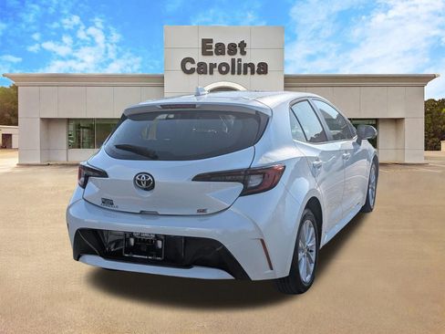 Used 2023 Toyota Corolla SE image 3