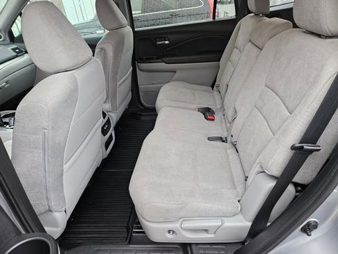 Used 2020 Honda Pilot EX image 13