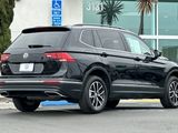 Certified 2021 Volkswagen Tiguan SE image 5