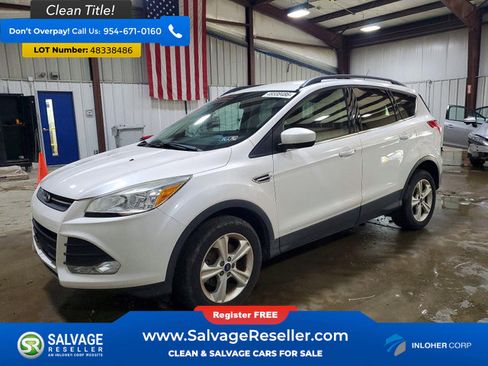 Used 2016 Ford Escape SE w/ Equipment Group 201A image 1
