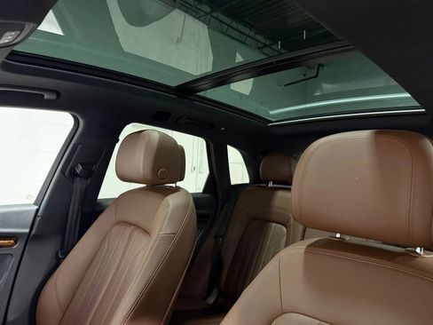 Used 2018 Audi Q5 2.0T Premium Plus w/ Premium Plus Package image 15