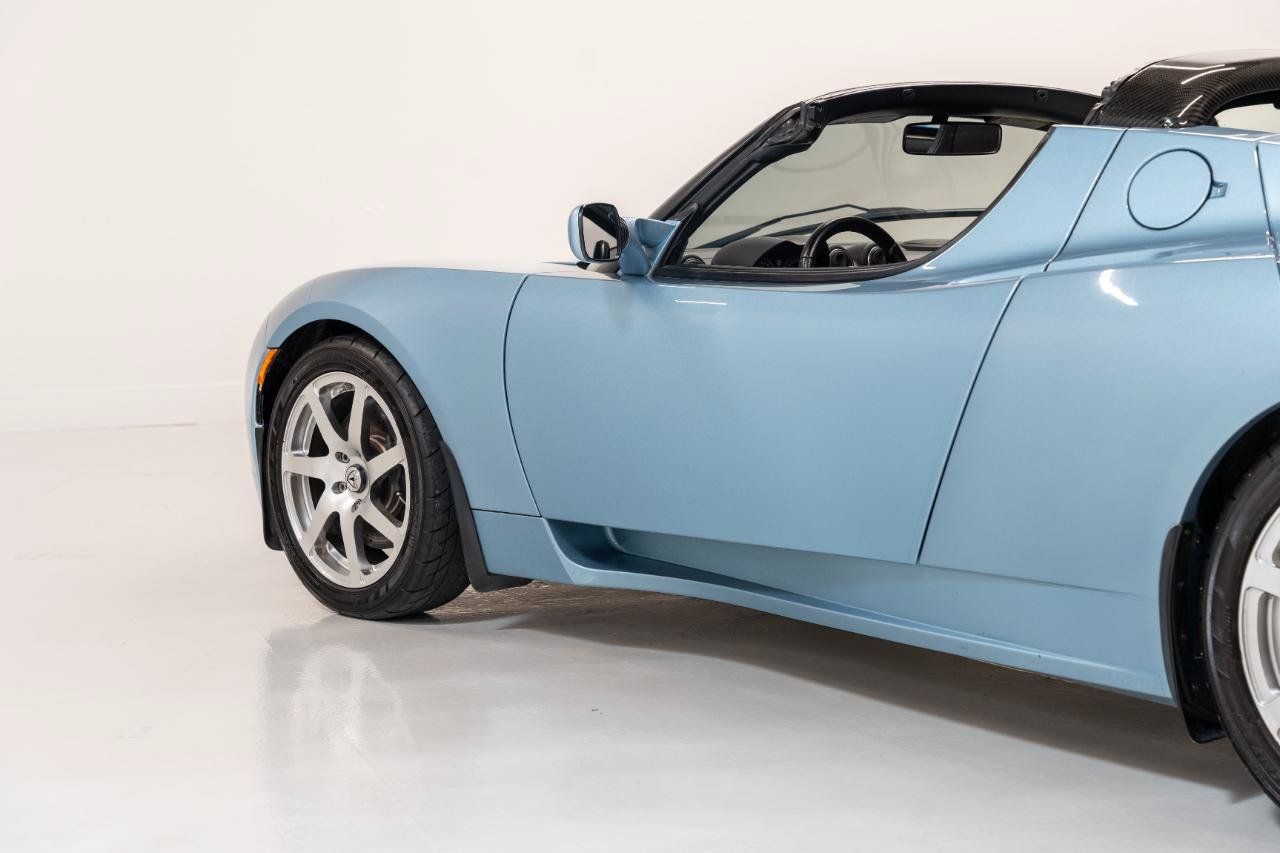 Used 2008 Tesla Roadster RWD image 22