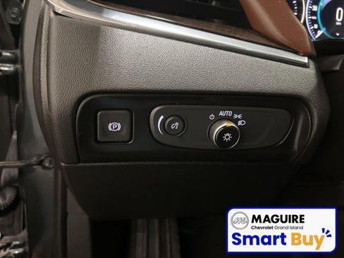 Used 2019 Buick Enclave Avenir image 14