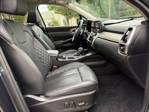 Used 2023 Kia Sorento SX Prestige AWD/4WD image 30