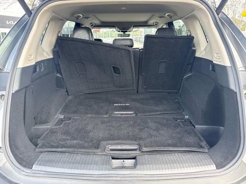 Used 2023 Nissan Rogue Platinum w/ Platinum Premium Package FWD image 13