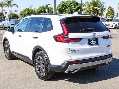 Certified 2026 Honda CR-V TrailSport image 8