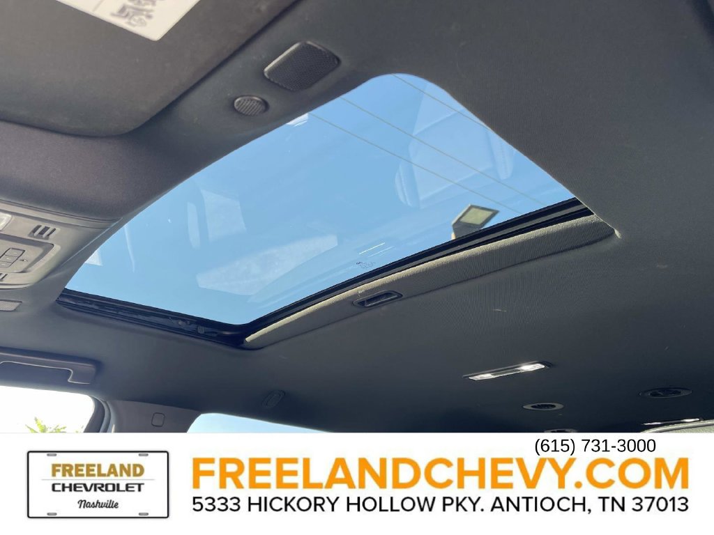 Used 2022 GMC Yukon XL Denali RWD image 34