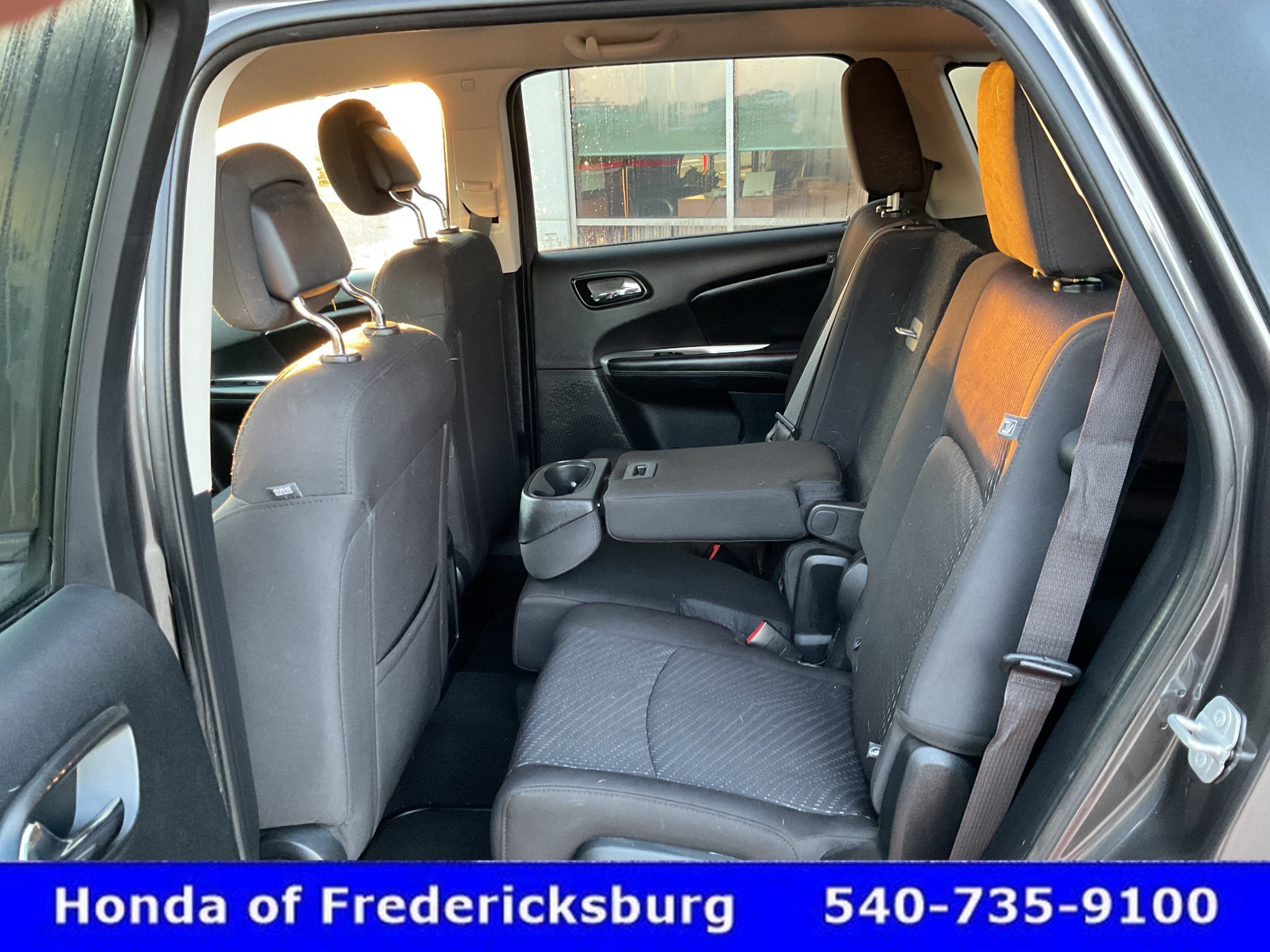 Used 2018 Dodge Journey SE FWD image 24