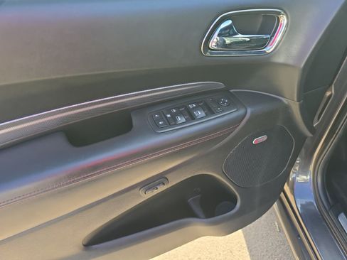 Used 2018 Dodge Durango R/T w/ Trailer Tow Group IV RWD image 11