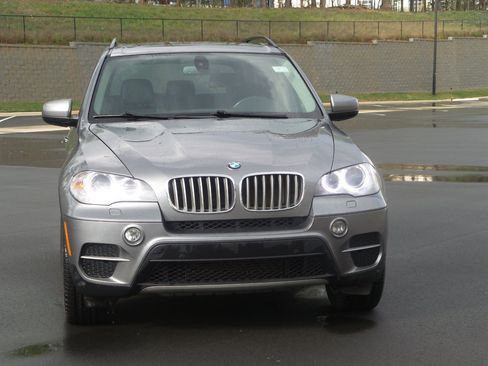 Used 2013 BMW X5 xDrive35i image 5