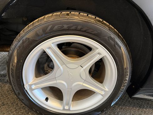 Used 2001 Ford Mustang GT RWD image 34