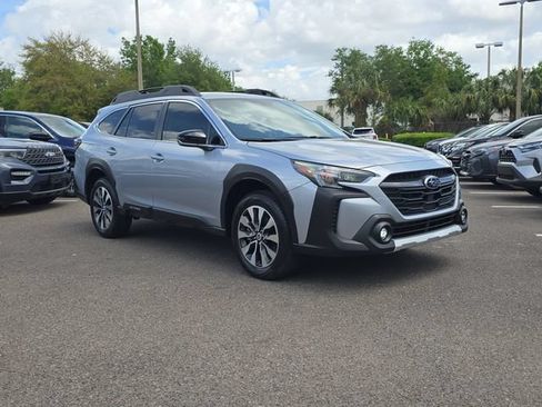 Used 2025 Subaru Outback Limited w/ Tech Package 3 AWD/4WD image 2