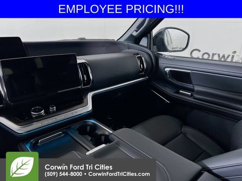 New 2026 Ford Expedition Max Platinum w/ Stealth Performance Package AWD/4WD image 31