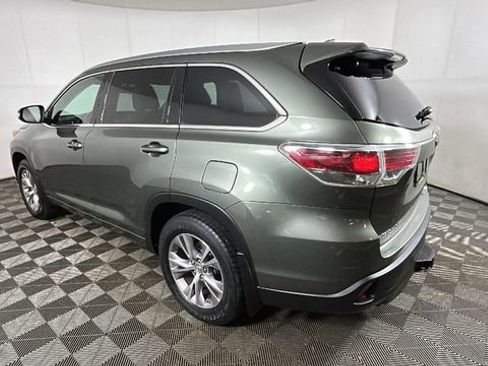 Used 2015 Toyota Highlander XLE AWD/4WD image 5