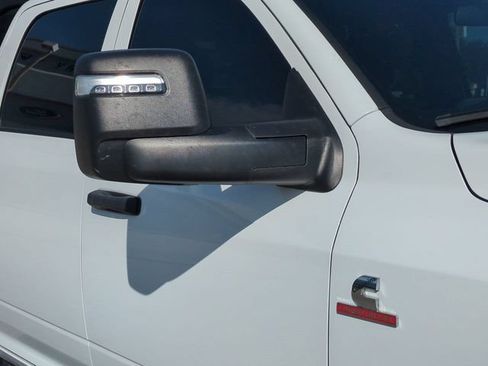 Used 2024 RAM 3500 Tradesman w/ Chrome Appearance Group AWD/4WD image 12