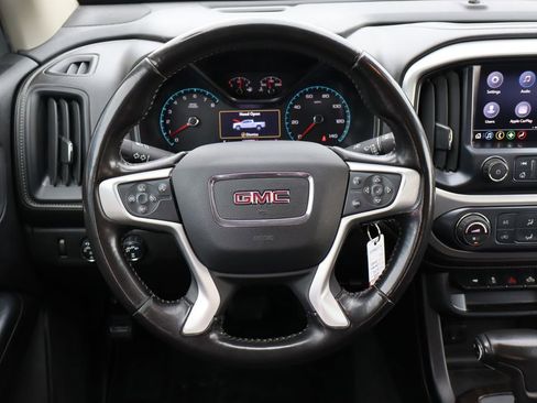 Used 2019 GMC Canyon SLE w/ Driver Alert Package image 18