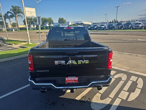 Used 2025 RAM 1500 Laramie image 15