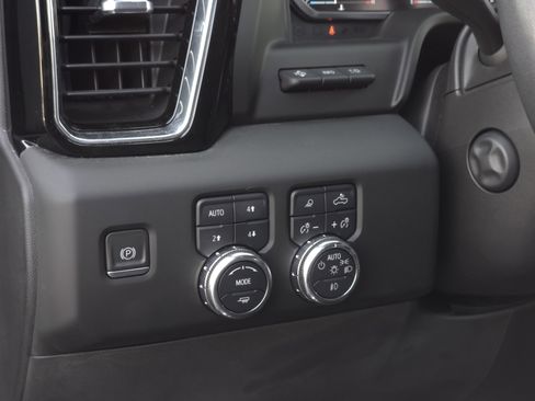 Used 2023 GMC Sierra 1500 Denali w/ Denali Reserve Package image 30