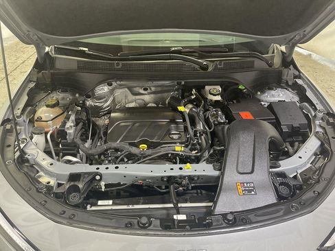 Used 2025 Buick Envista Sport Touring w/ Experience Buick Package image 25