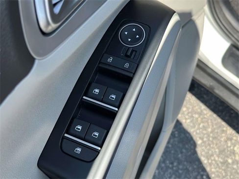 Certified 2022 Kia Soul LX image 12