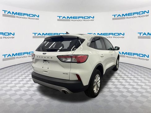 Used 2022 Ford Escape SE w/ Cold Weather Package AWD/4WD image 5