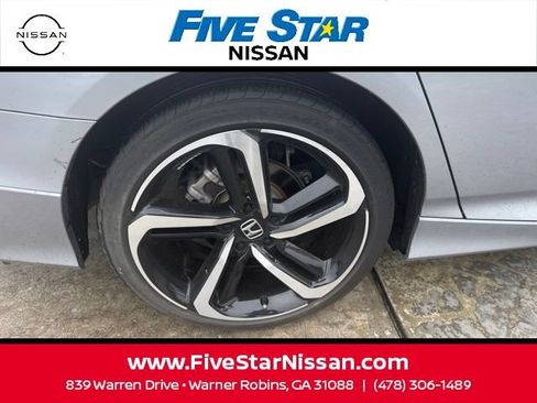 Used 2022 Honda Accord Sport image 7