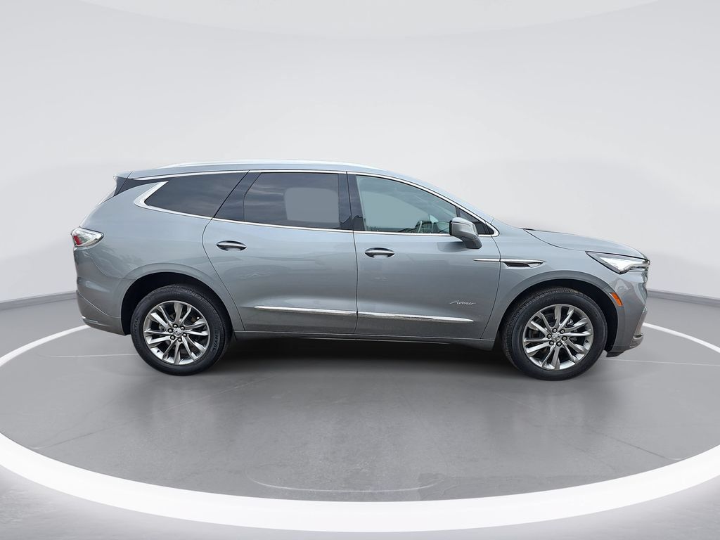 Used 2023 Buick Enclave Avenir w/ Avenir Technology Package AWD/4WD image 2