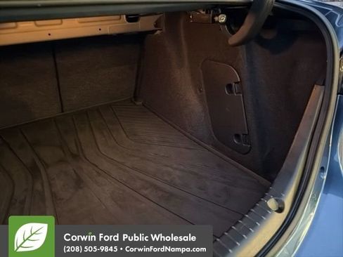 Used 2018 MAZDA MAZDA3 Touring image 31