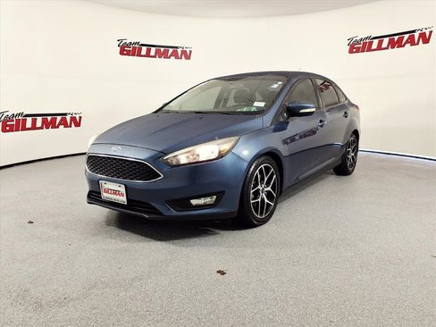 Used 2018 Ford Focus SEL image 3