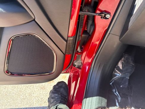 Certified 2022 Jeep Compass Limited AWD/4WD image 16