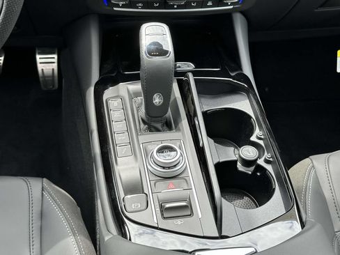 New 2023 Maserati Levante Modena AWD/4WD image 5
