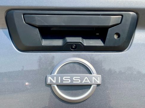 Used 2024 Nissan Frontier SL w/ Technology Package AWD/4WD image 21