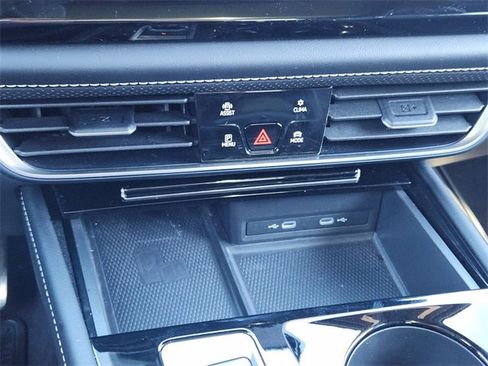 Used 2024 Volkswagen Atlas Cross Sport SEL R-Line image 20