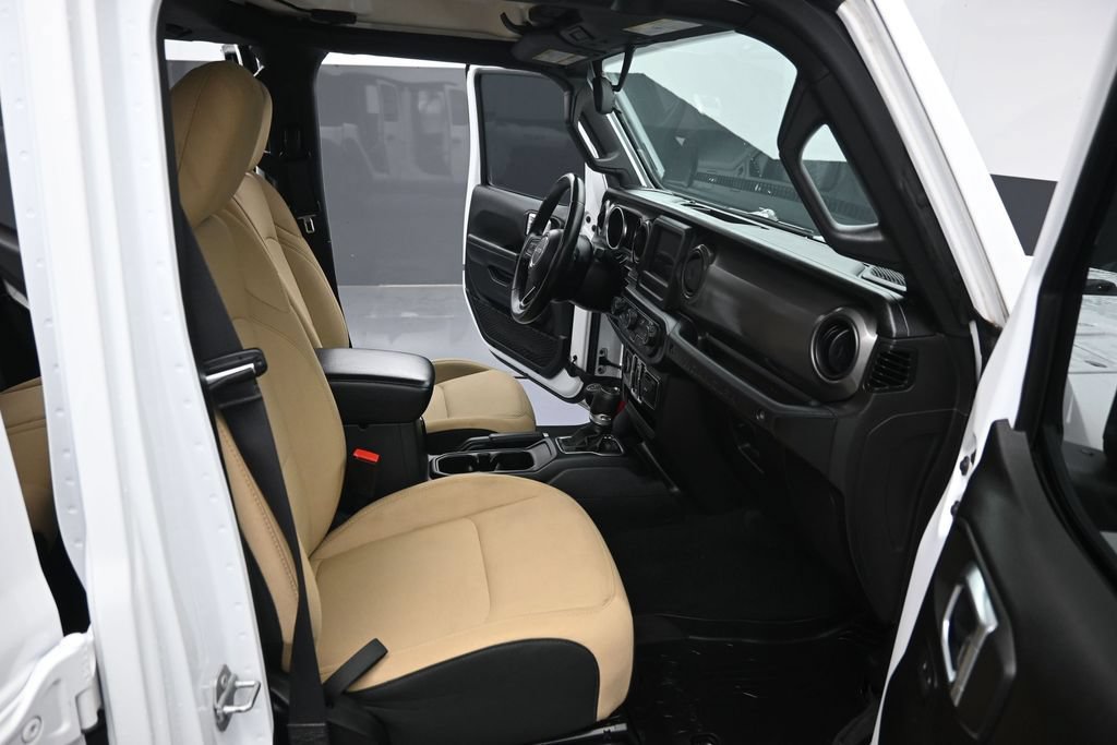 Used 2022 Jeep Wrangler Unlimited Sport AWD/4WD image 31
