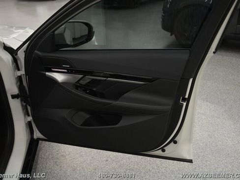 Used 2026 BMW 530i w/ M Sport Package image 41