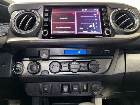 Certified 2023 Toyota Tacoma TRD Off-Road AWD/4WD image 24
