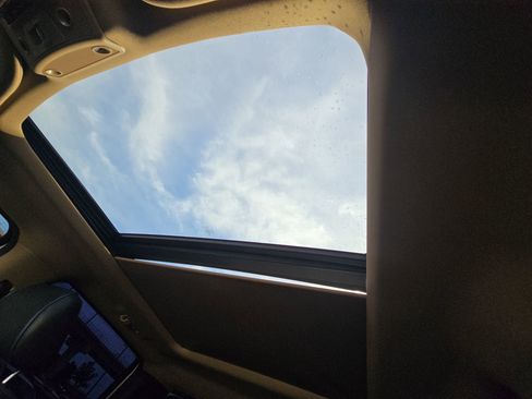 Used 2022 Ford F250 Lariat w/ Lariat Ultimate Package image 20