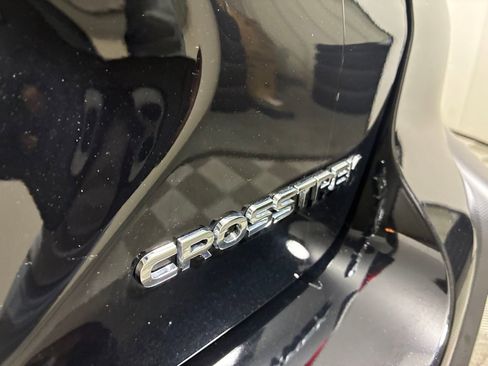Certified 2025 Subaru Crosstrek 2.0i Premium image 26