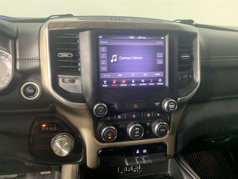Used 2020 RAM 1500 Laramie RWD image 24
