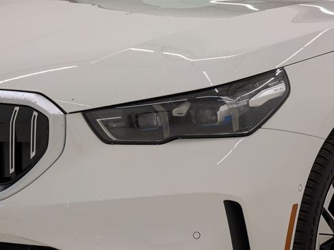 New 2026 BMW 530i w/ Premium Package RWD image 11