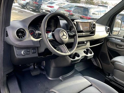 New 2026 Mercedes-Benz Sprinter 2500 image 10