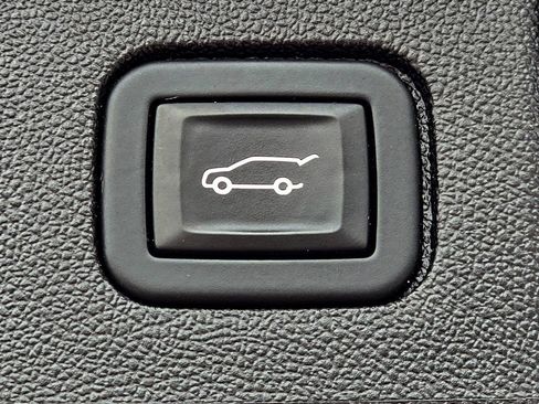 Certified 2024 Chevrolet Equinox LT AWD/4WD image 33