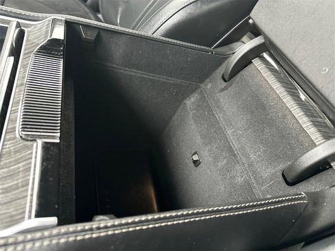 Used 2022 Jeep Wagoneer Series II w/ Premium Group I image 18