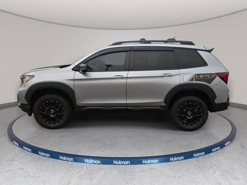 Used 2023 Honda Passport TrailSport image 9
