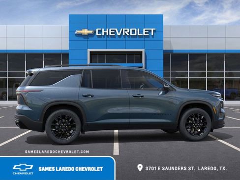 New 2026 Chevrolet Traverse LT w/ Midnight/Sport Edition FWD image 5