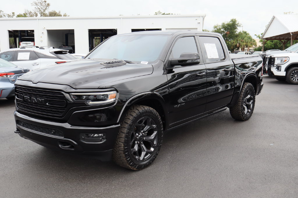 Used 2024 RAM 1500 Limited AWD/4WD image 5